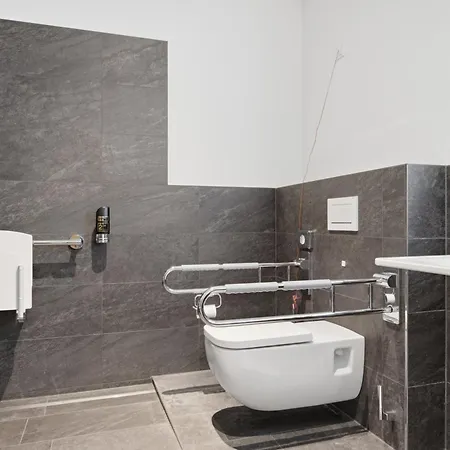 Lebzelter Strasswalchen, Familien Und Business Aufenthalt, Seengebiet, Erlebnispark Hotel *