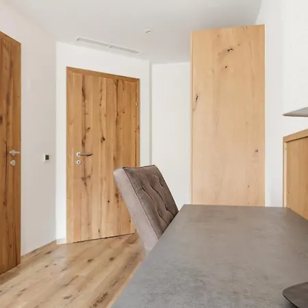 Lebzelter Strasswalchen, Familien Und Business Aufenthalt, Seengebiet, Erlebnispark Hotel Strasswalchen