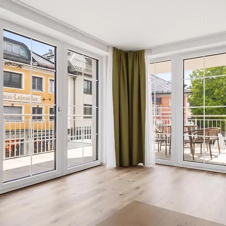 Hotel Lebzelter Strasswalchen, Familien Und Business Aufenthalt, Seengebiet, Erlebnispark *