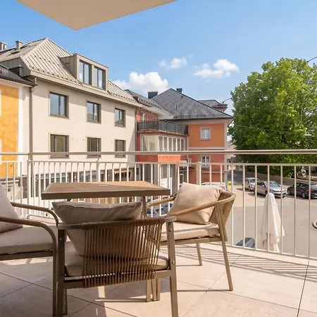 Lebzelter Strasswalchen, Familien Und Business Aufenthalt, Seengebiet, Erlebnispark *